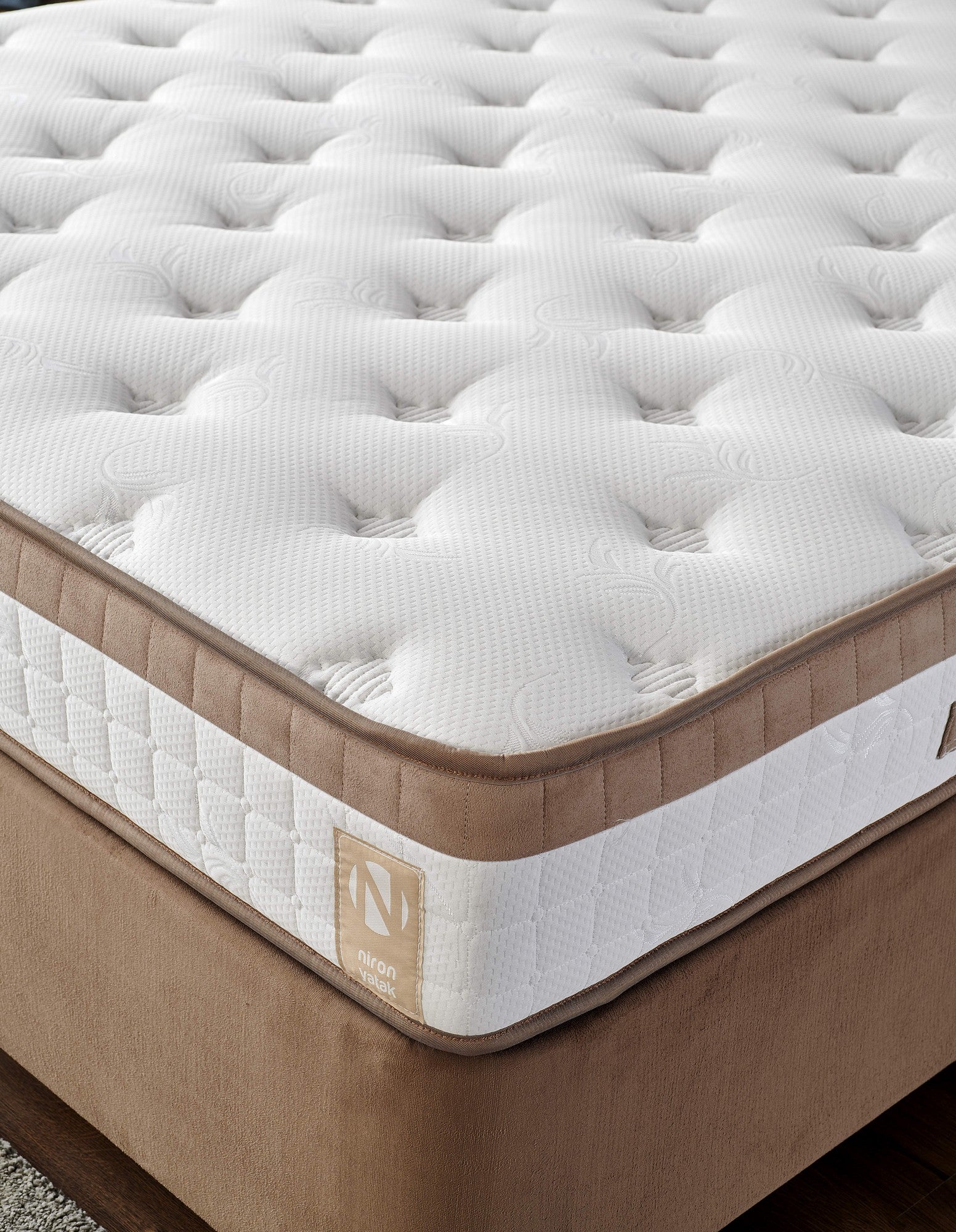 Latte 140x190 cm Dubbelstorlek Fast Madrass Madrass