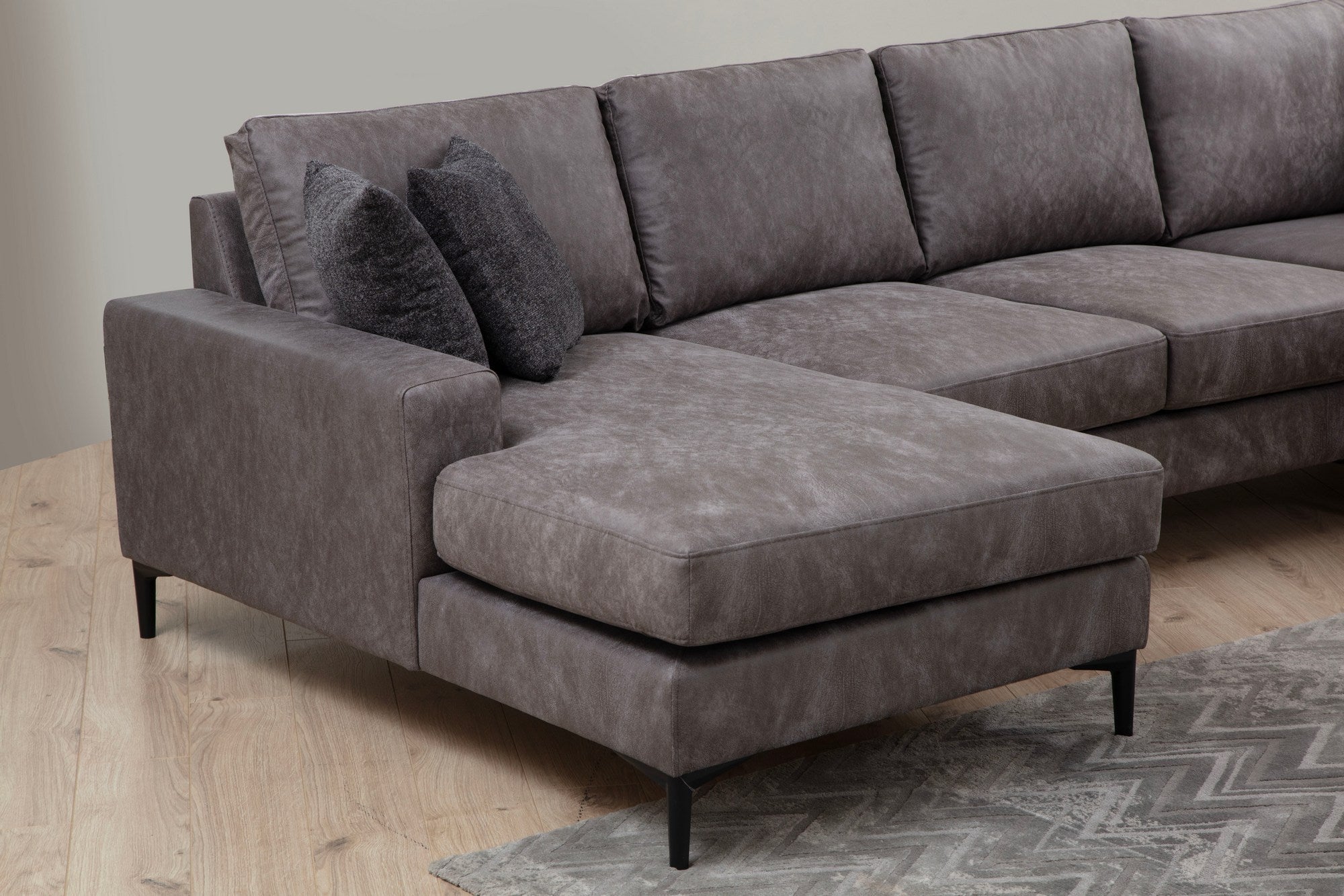 Porto Hörn (CHL-02-C-EOT) - Anthracite Hörnsoffa