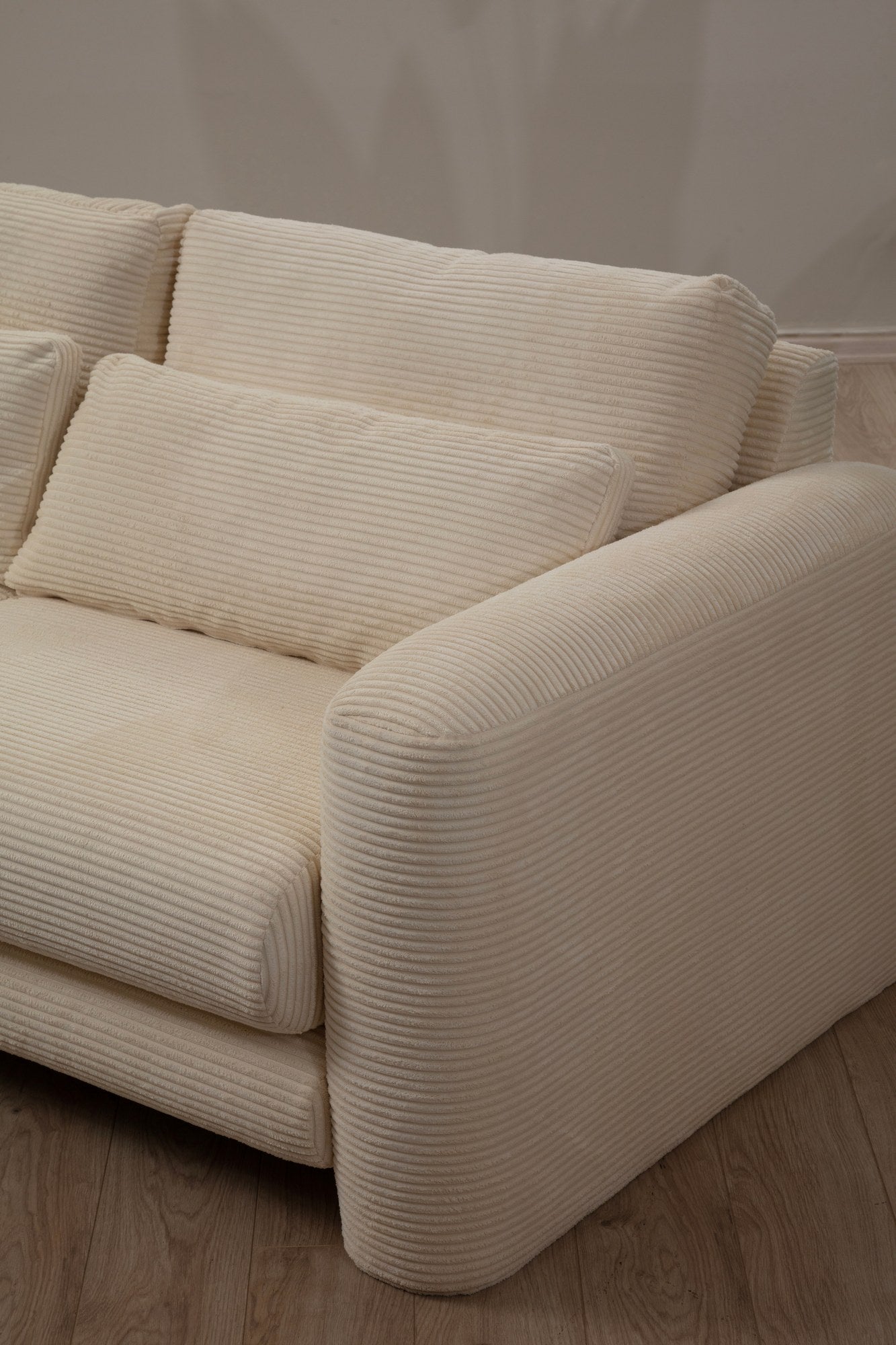 Lily Corner Left Beige Hörnsoffa