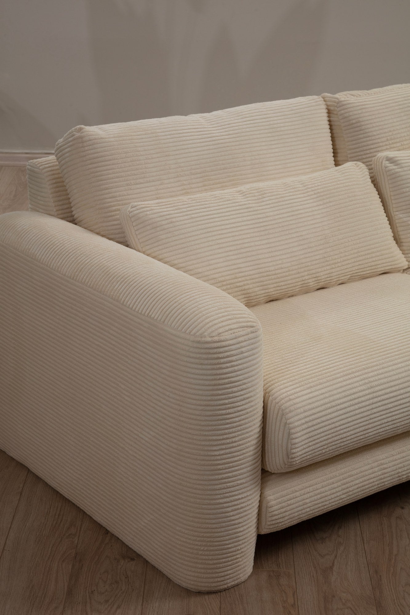 Lily Corner Right Beige Hörnsoffa