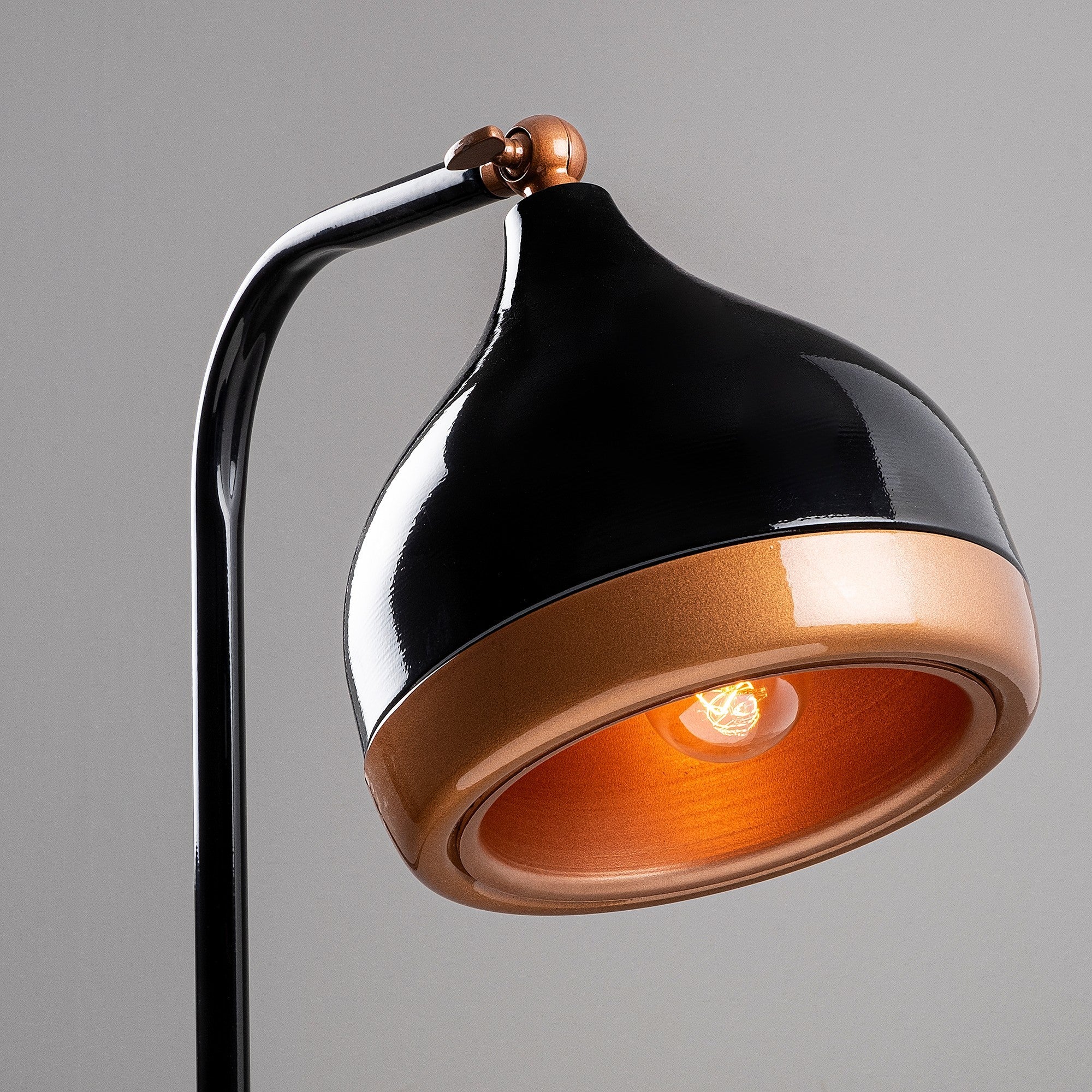 Yıldo - NT - 146 Golvlampa