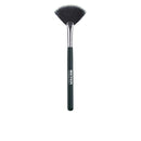 Beter MAKEUP BRUSH synthetic hair fan 1 u