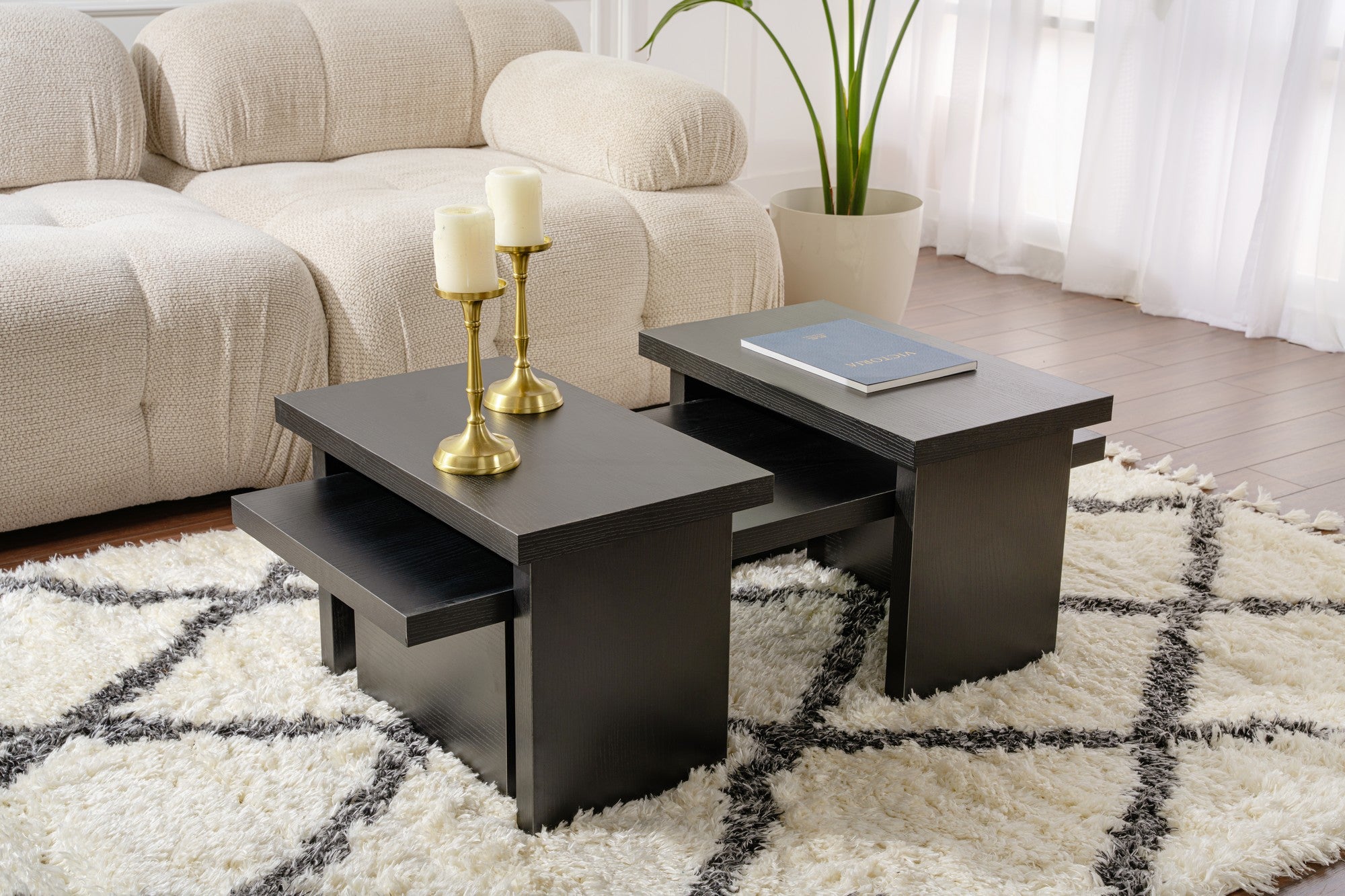 Sanctuary - Wood Black Soffbord