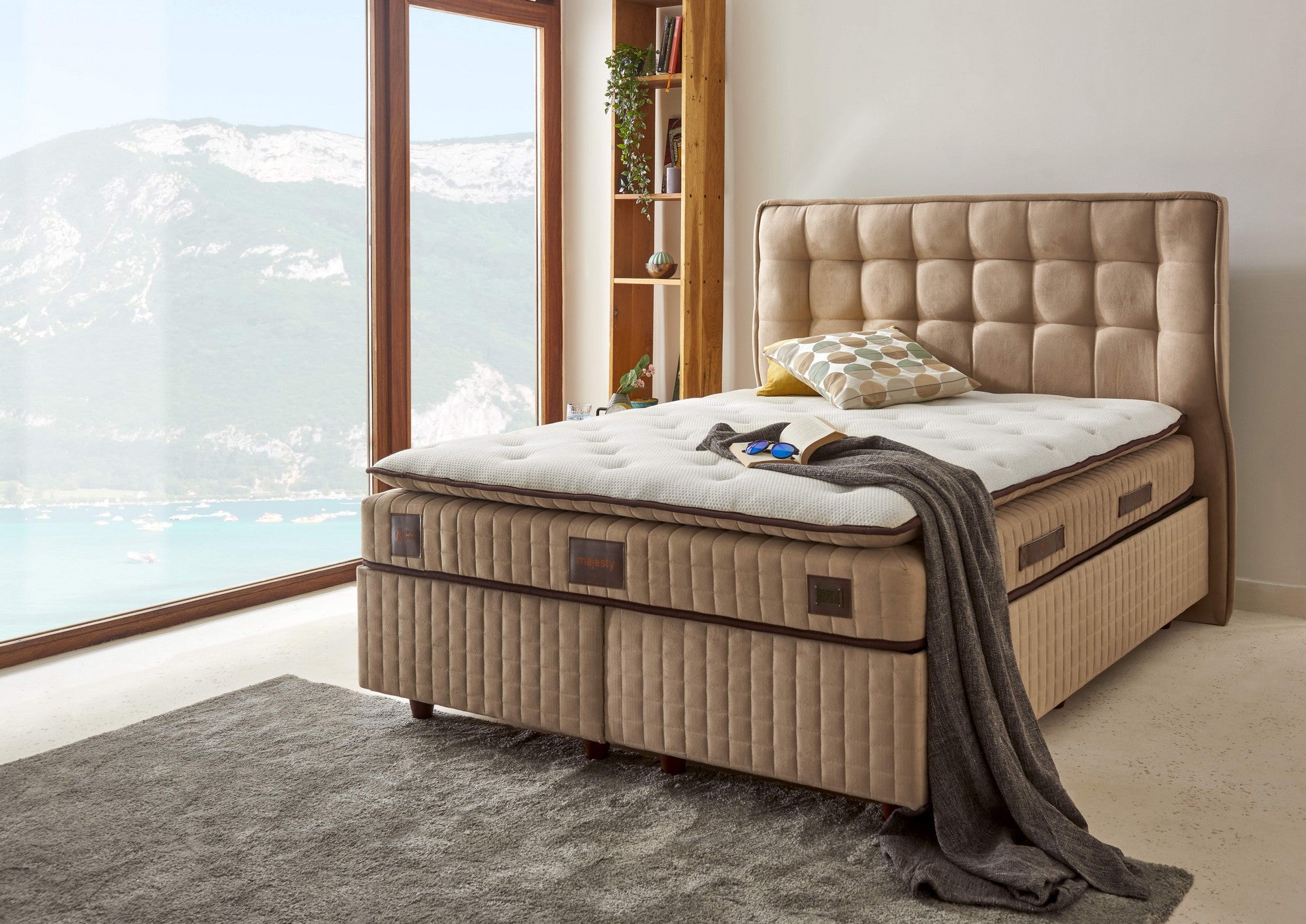 Majesty 200x200 cm Dubbelstorlek Polstrad Lyxig Mjuk Madrass Madrass