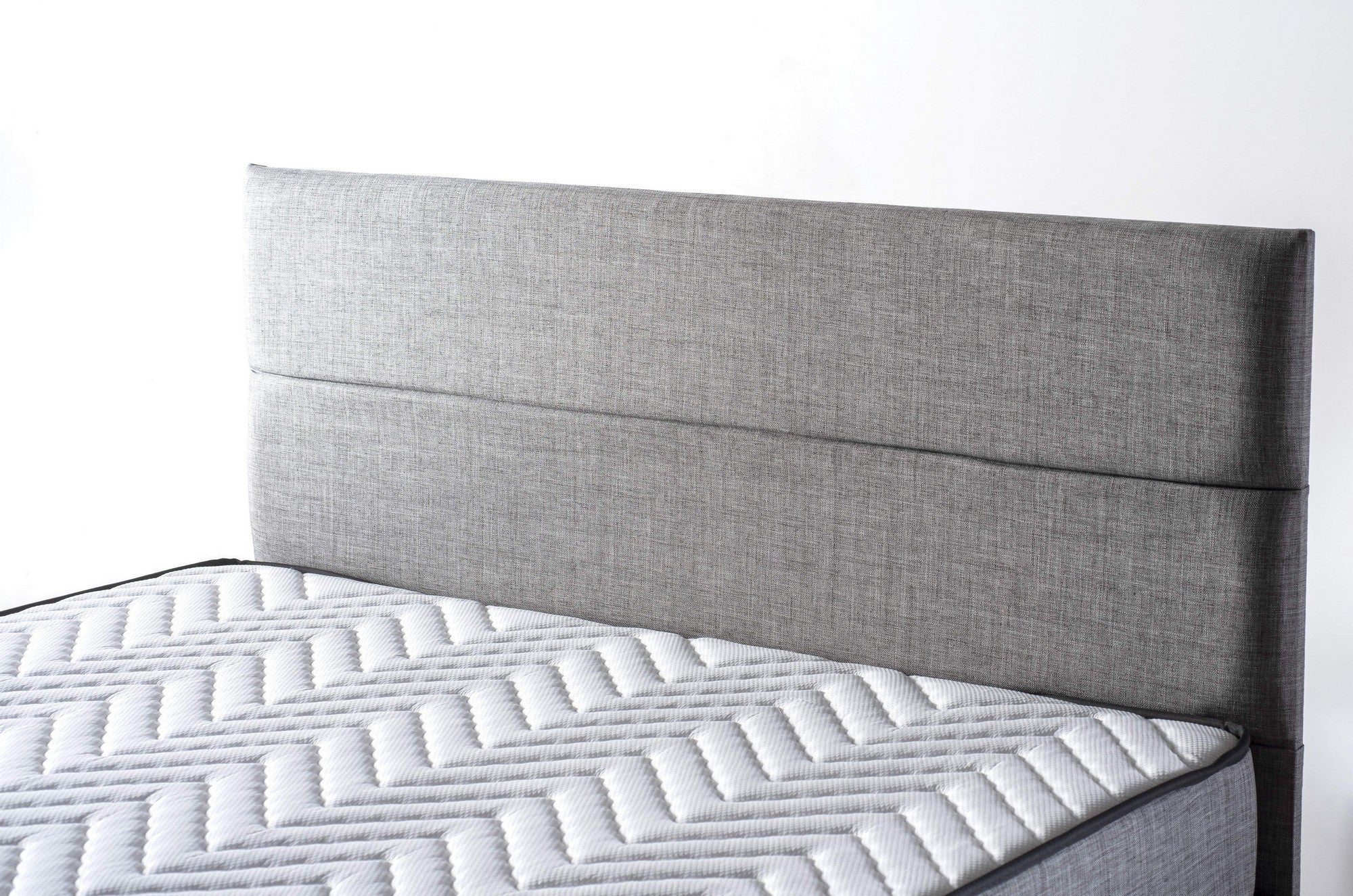 Silver 150x200 cm Dubbelstorlek Fast Madrass Madrass