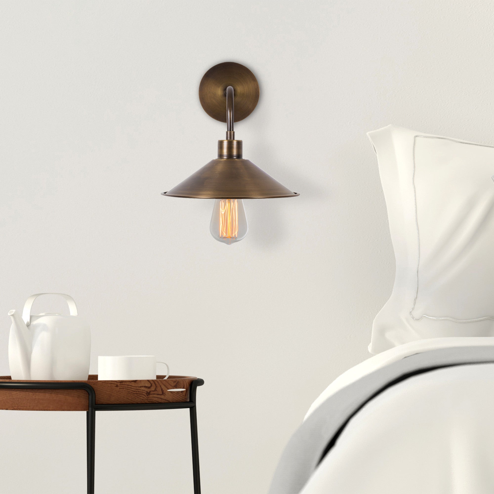 Berceste - N-664 Vägglampa