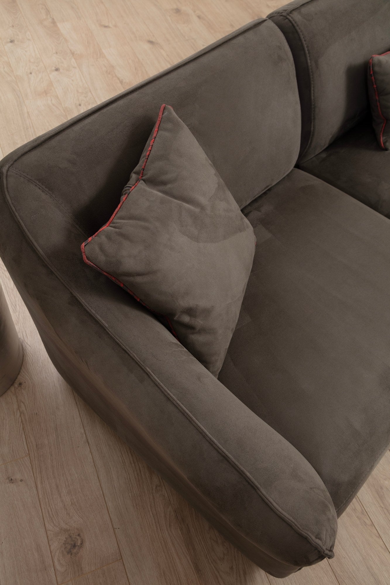 Mentıs Hörnsoffa 2 (L1+Cx+2Xr)