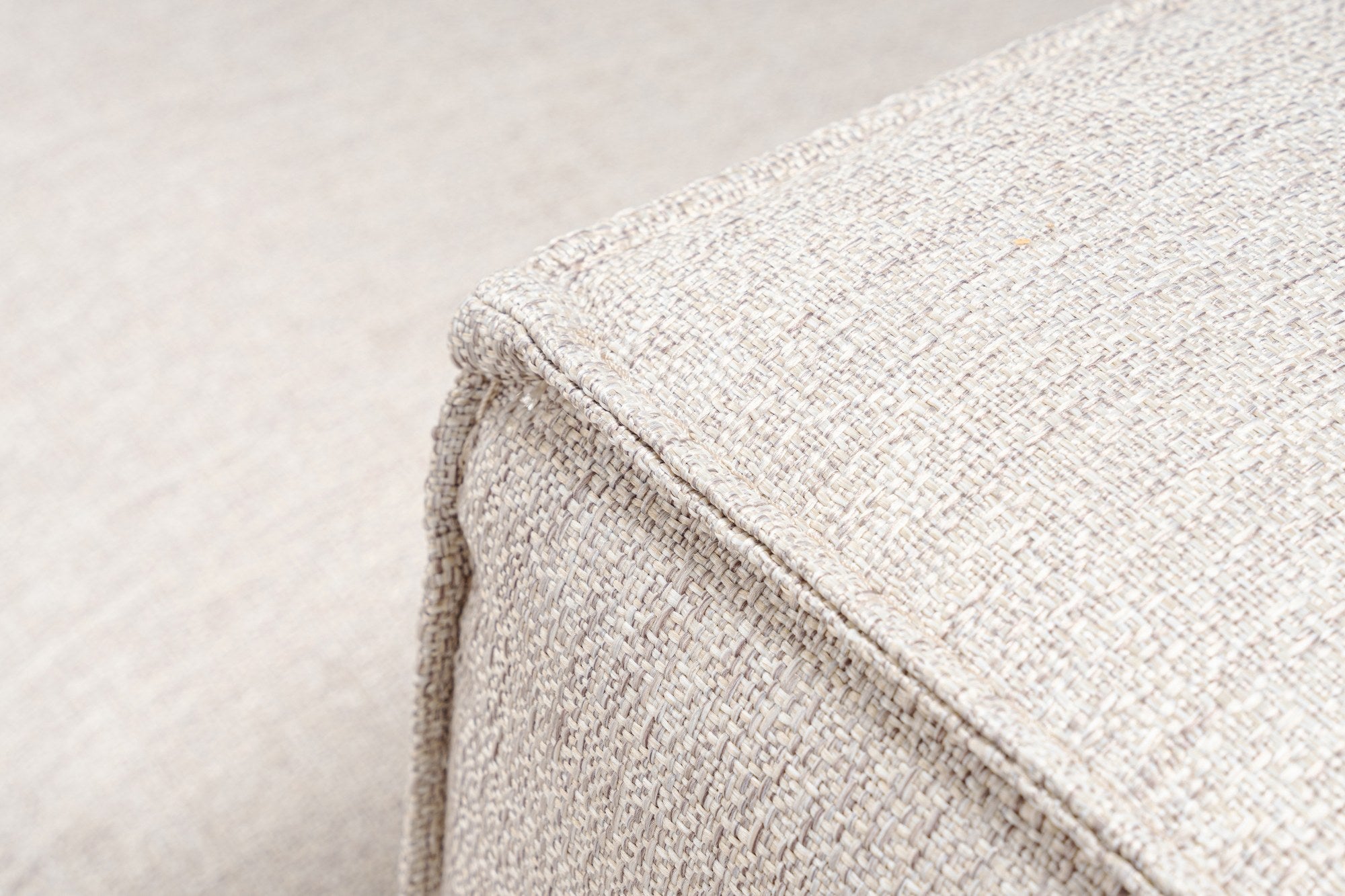 Lora (L1-O1-1R-POUFFE ) - Ljusbrun Hörnssoffa