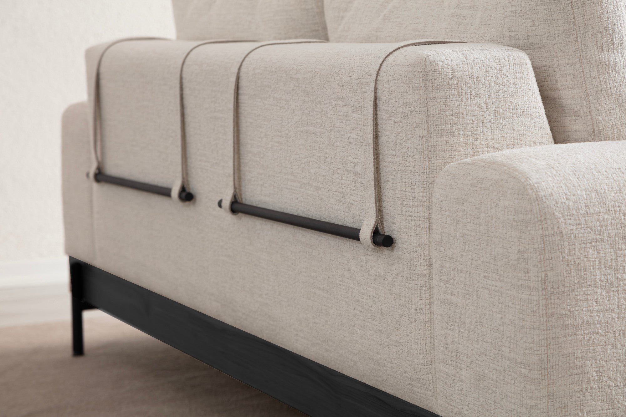 Eti Svart 3 Sits - Vit 3-Sits Soffa