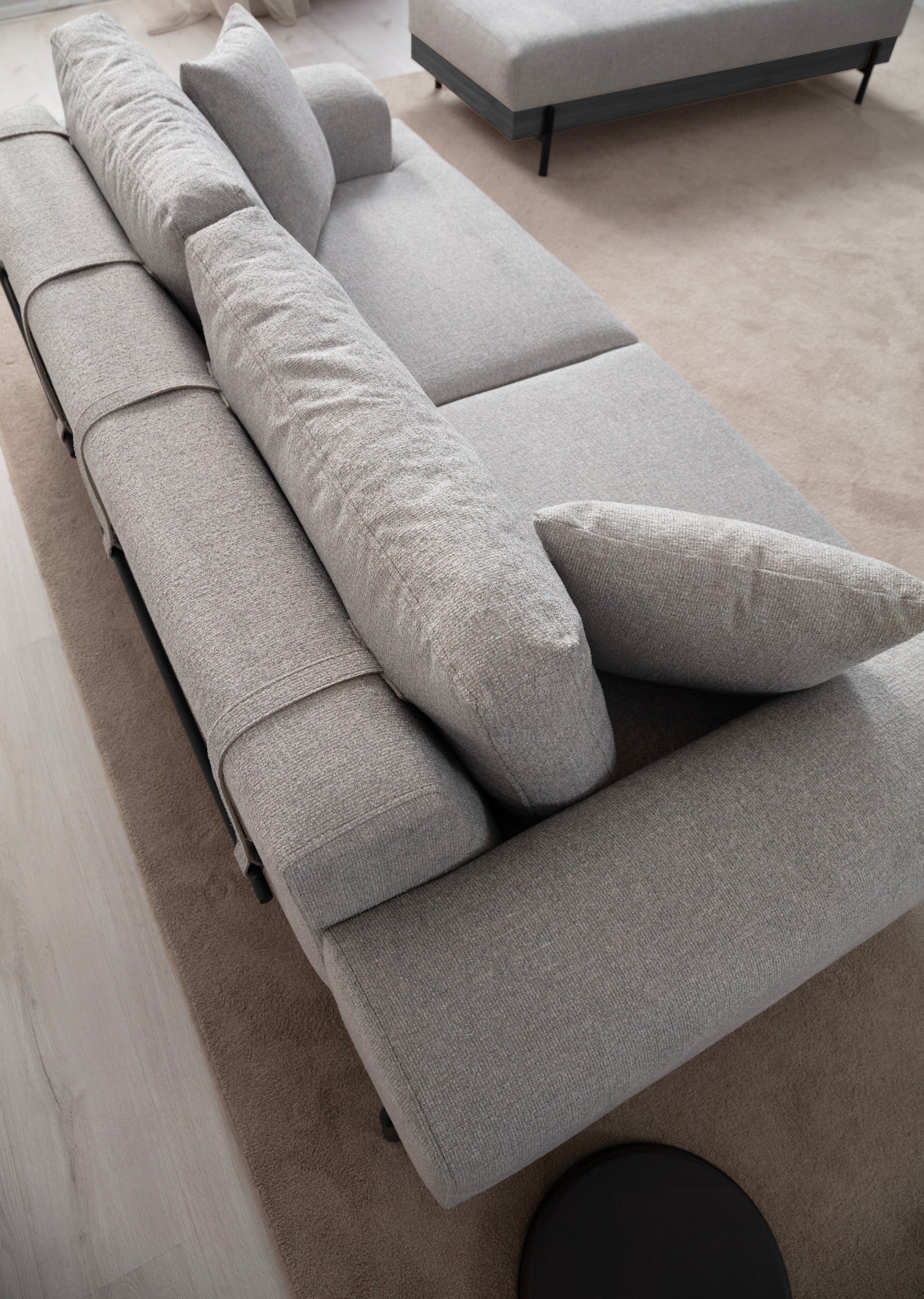 Eti Svart 3 Sits - Grå 3-Sits Soffa