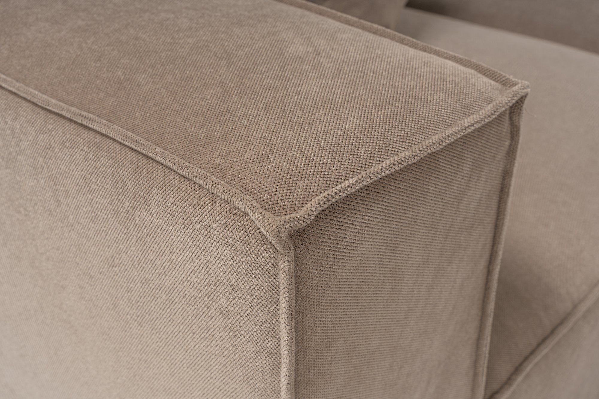 Sora (L1-O1-O1-1R-POUFFE ) - Kaffe Hörnsoffa