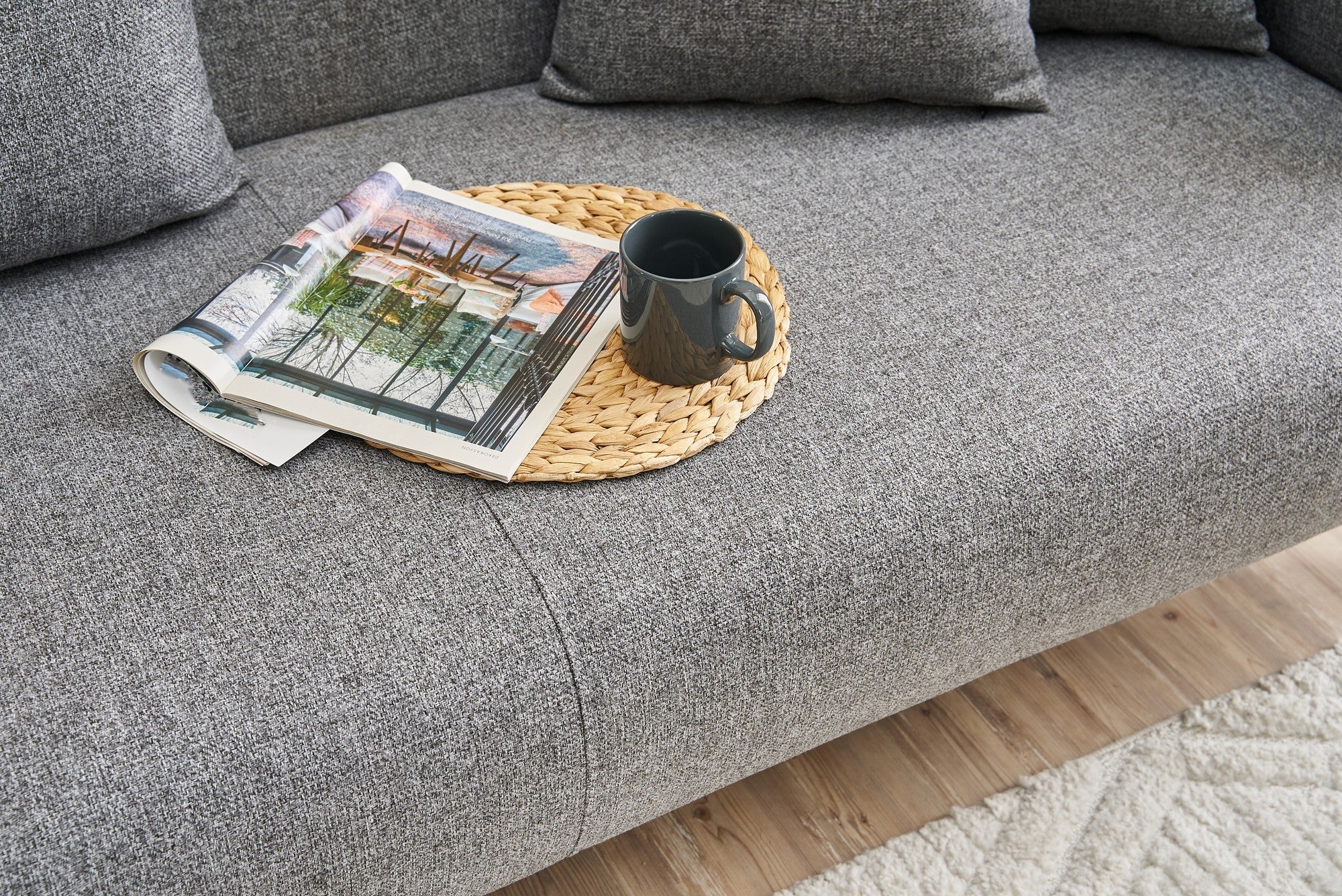 Revos - Grå 3-Sits Soffa