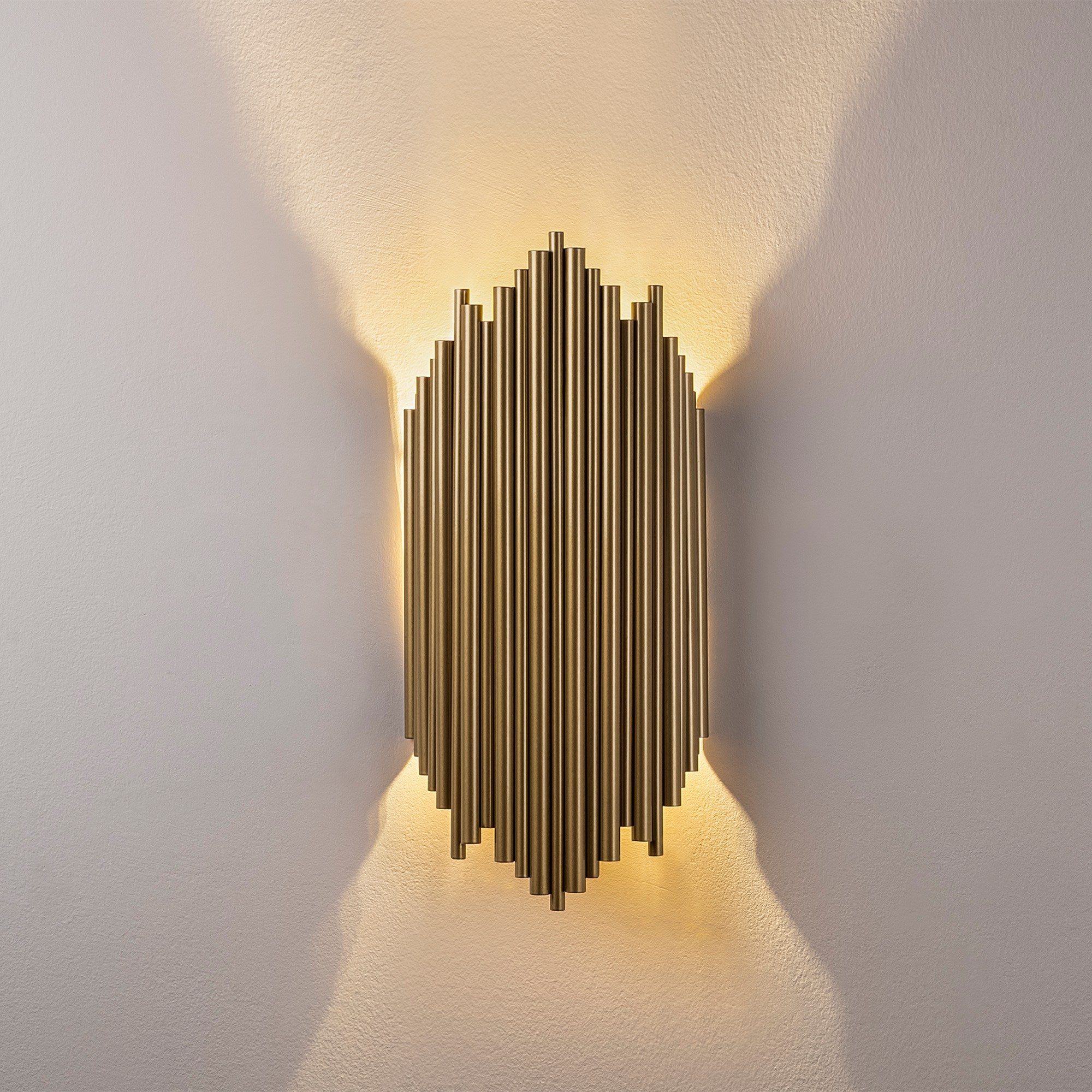 Kara - 13346 Vägglampa